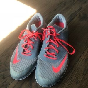Women’s Athletic Nike Shoes